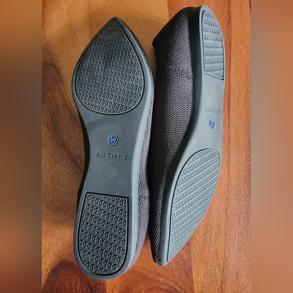 Black Rothy's pointed flats - Picture 4 of 8